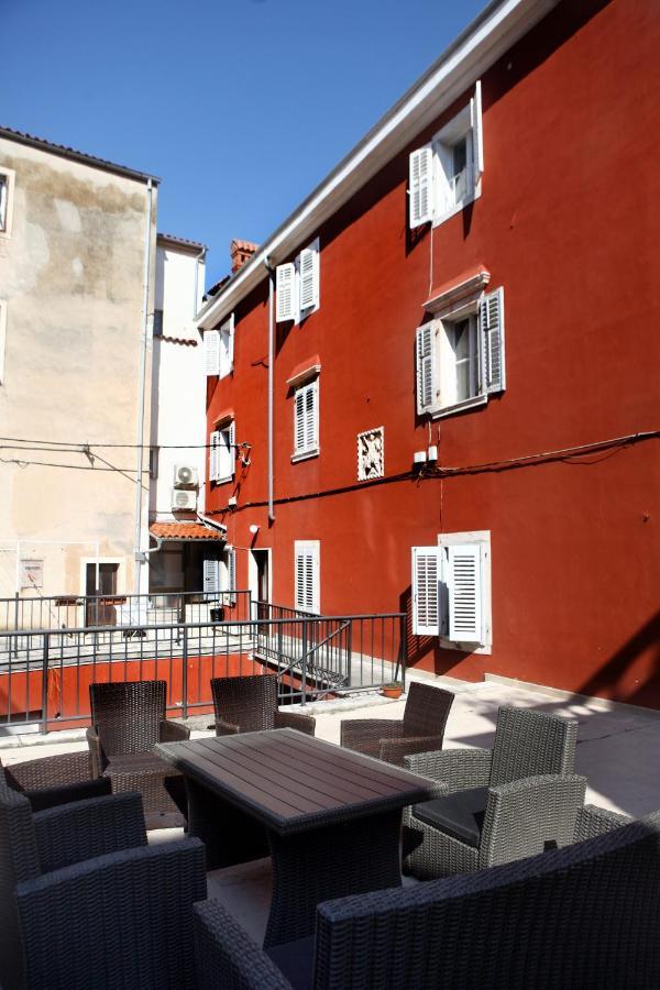 Spacious Piran Central Apartment For 5 Pax Bg Exterior foto